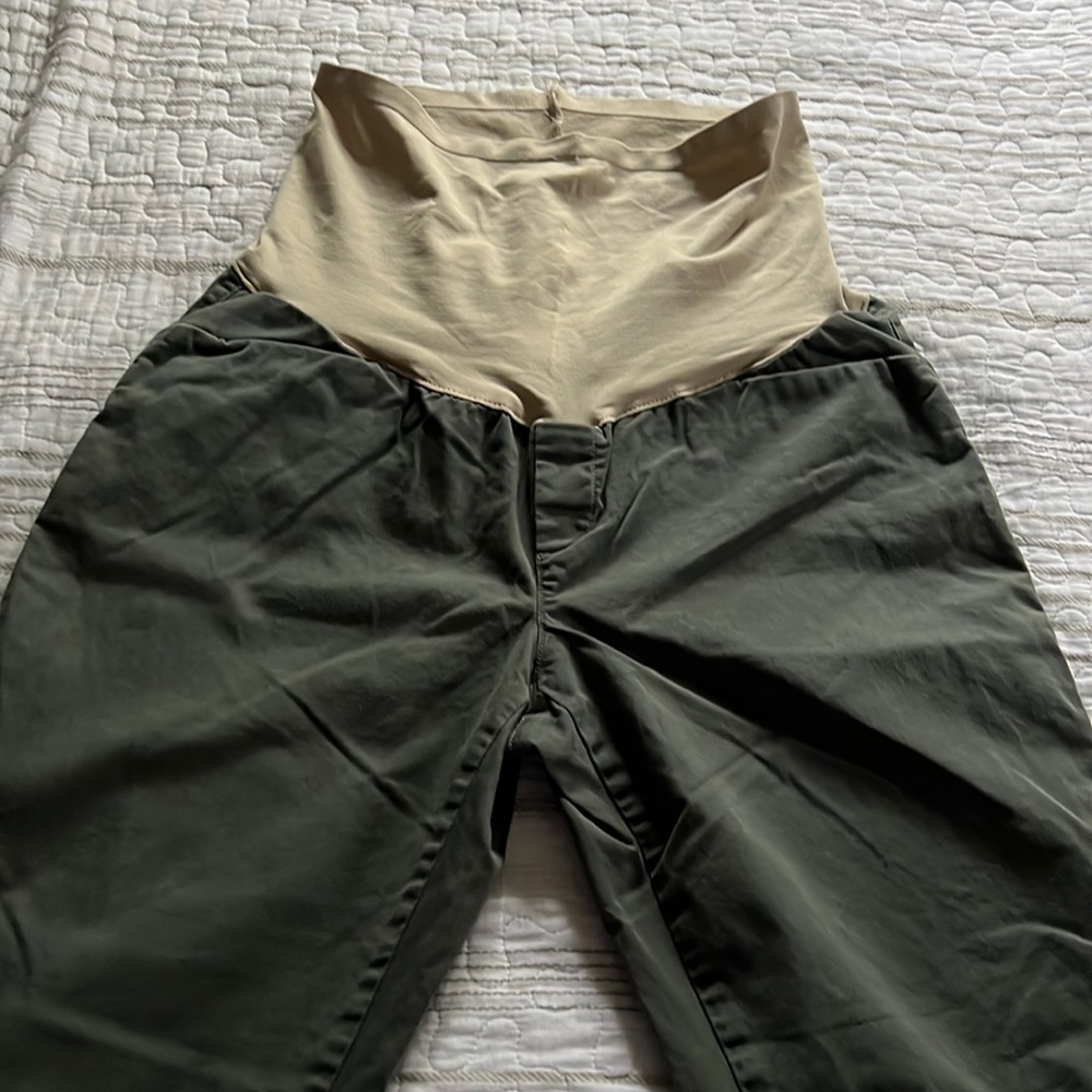 Gap Maternity Green Khaki Capris